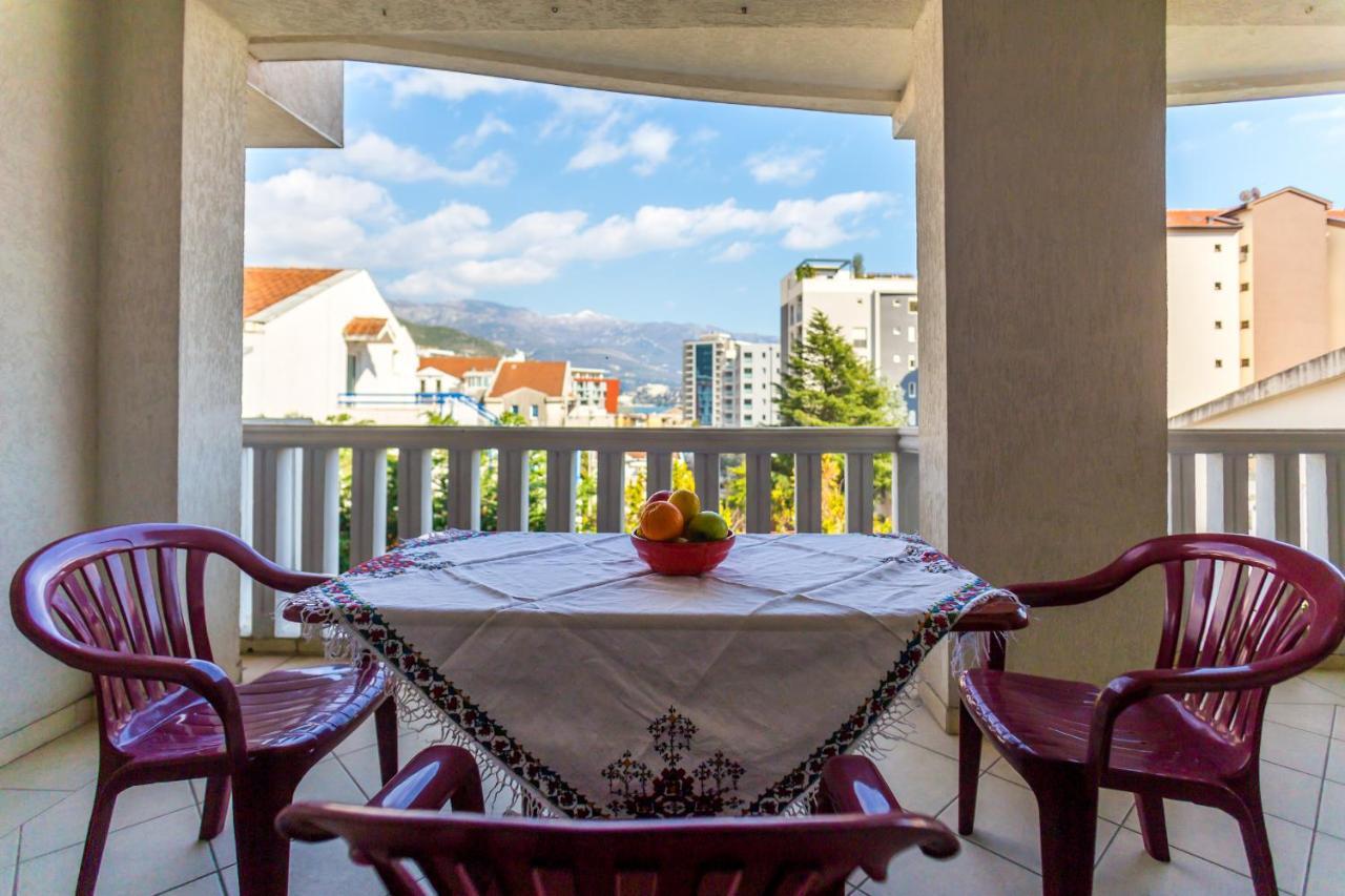 Viola Apartment