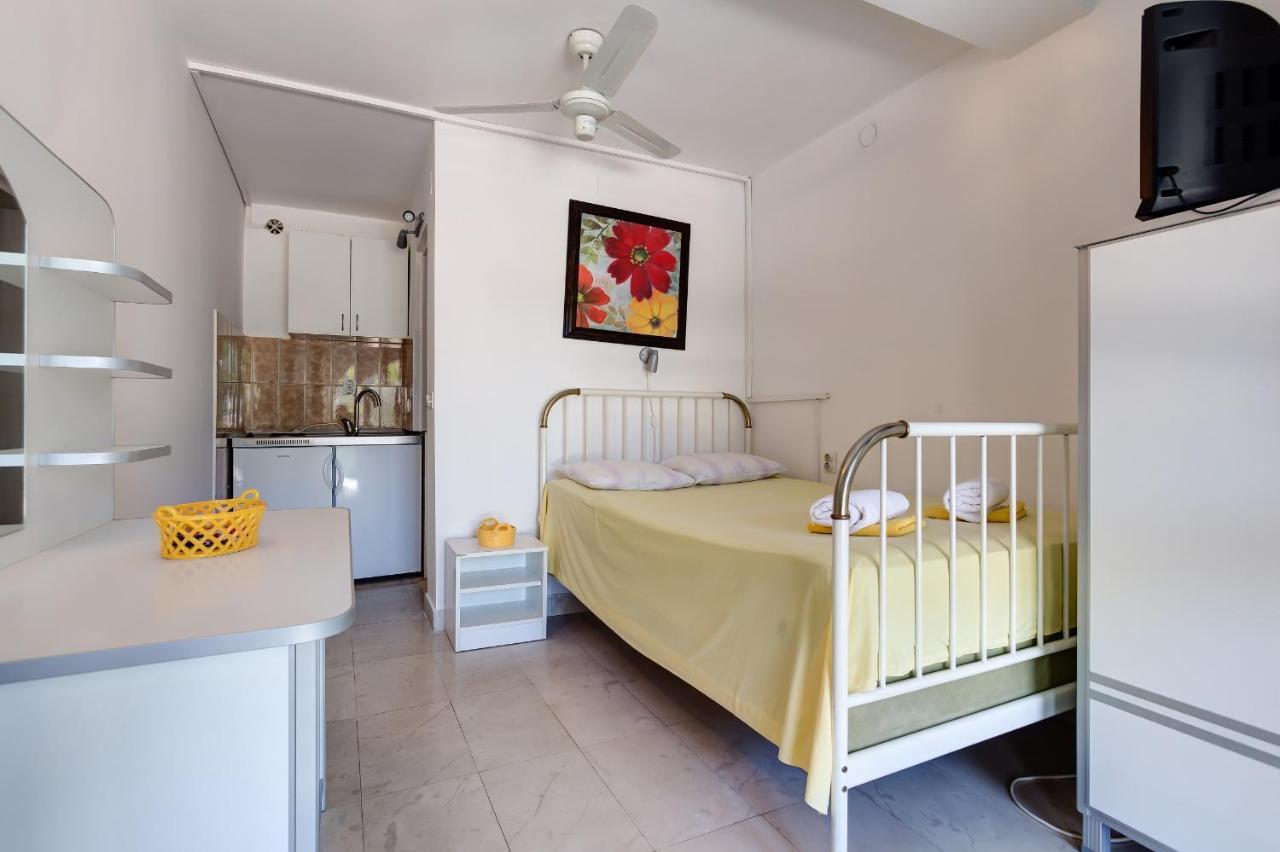 Apartment Viola