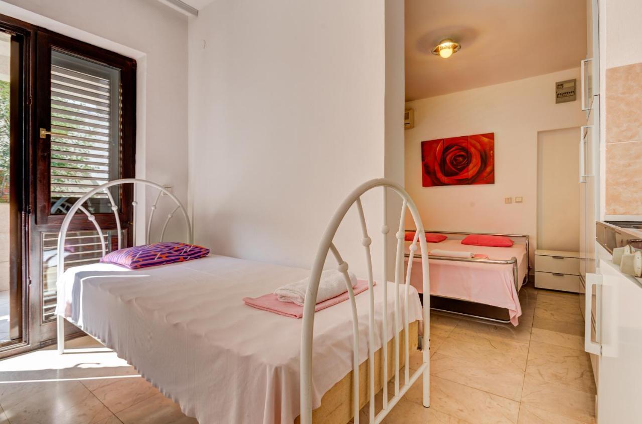 Apartment Viola